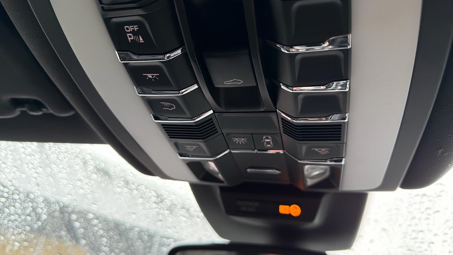 Used Porsche Macan 2017 for sale - 77175364: Photo 38