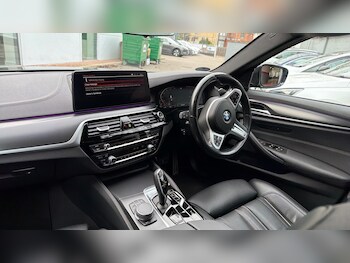 Used BMW 5 Series 2022 for sale - 76866332: Photo