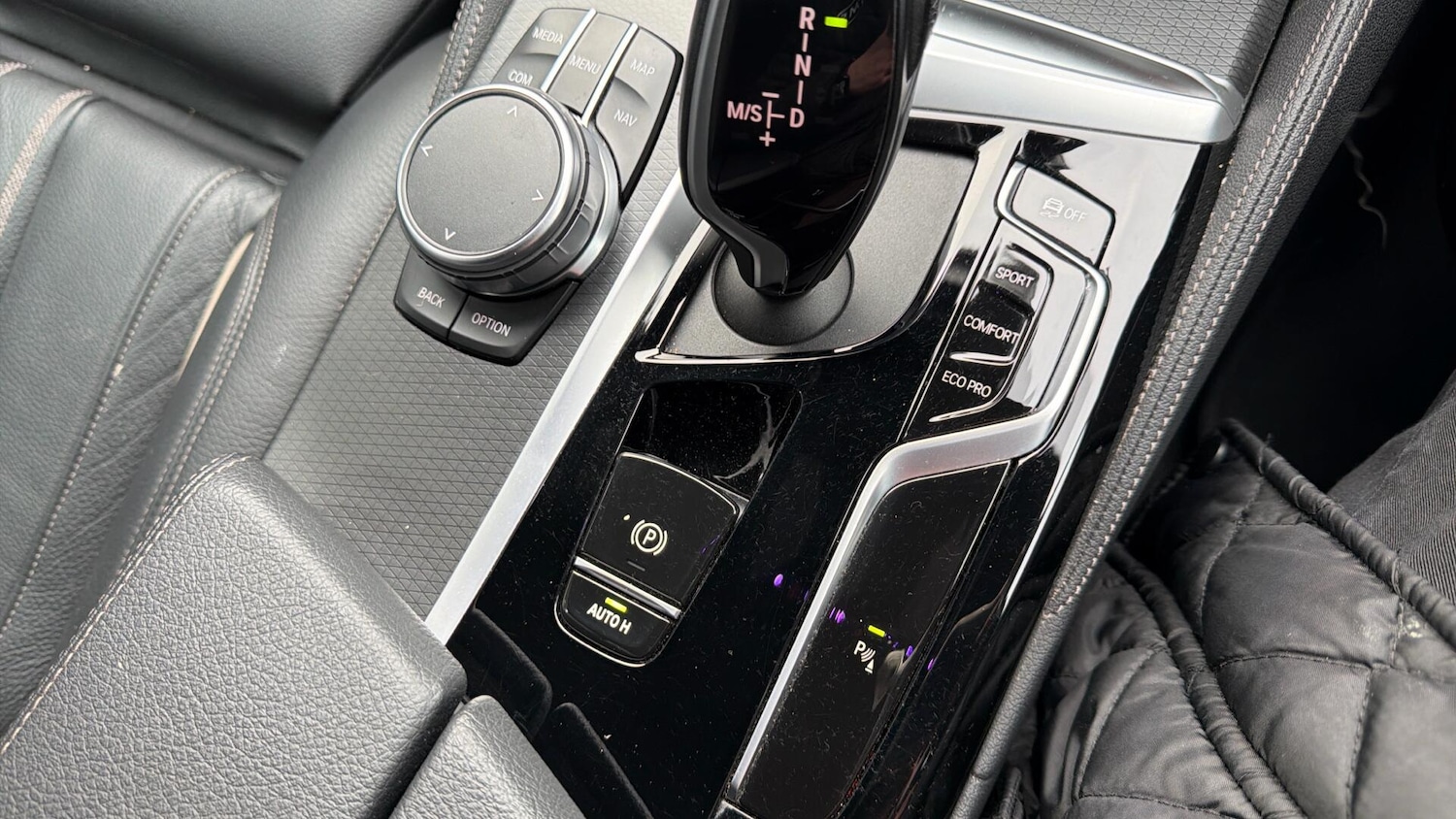 Used BMW 5 Series 2022 for sale - 76866332: Photo 40