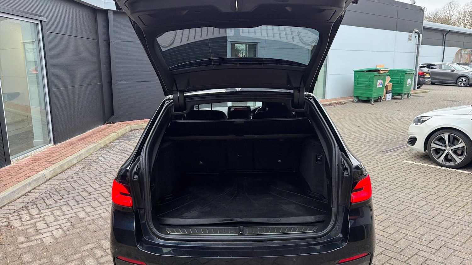 Used BMW 5 Series 2022 for sale - 76866332: Photo 8