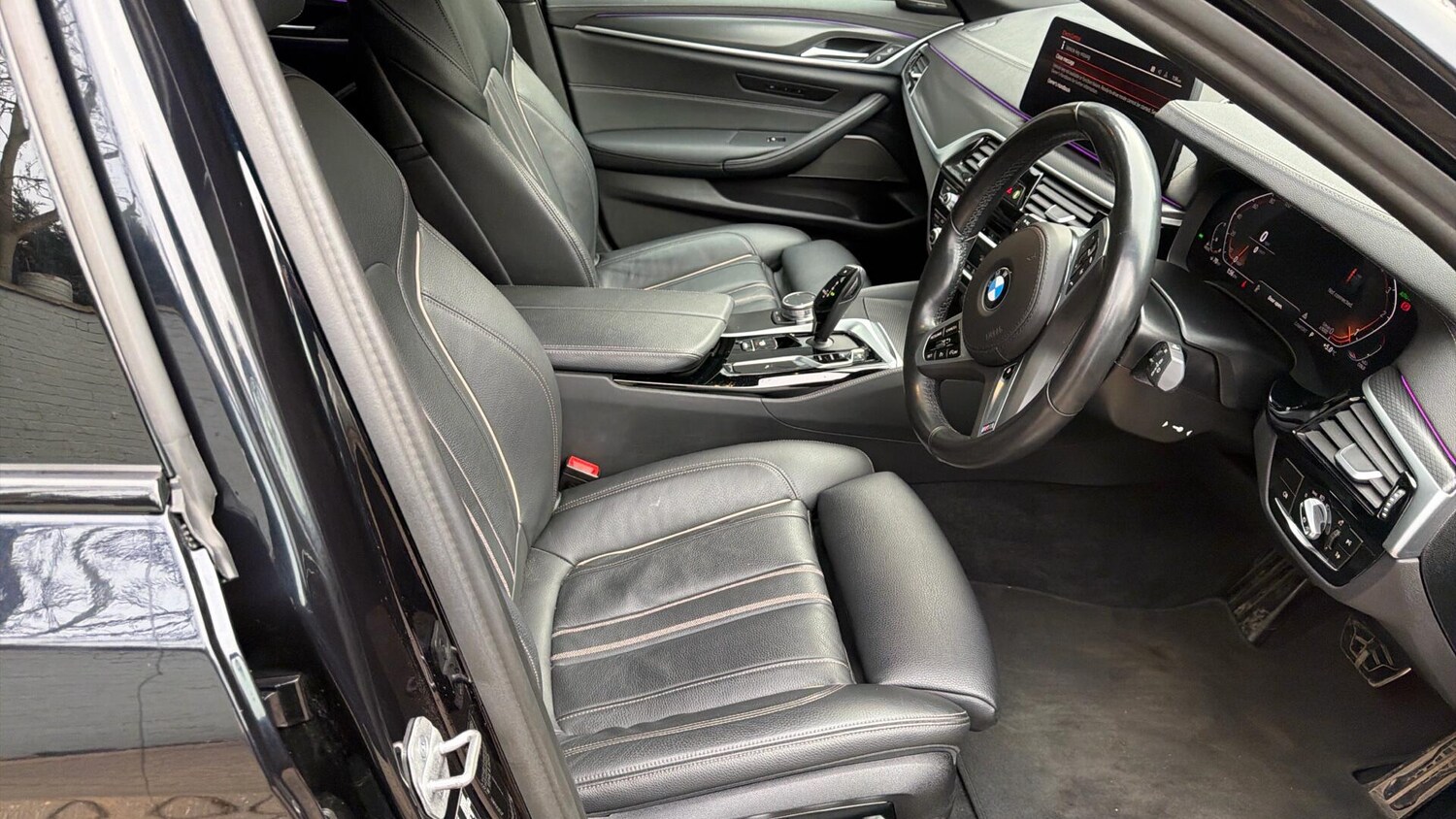 Used BMW 5 Series 2022 for sale - 77672871: Photo 31