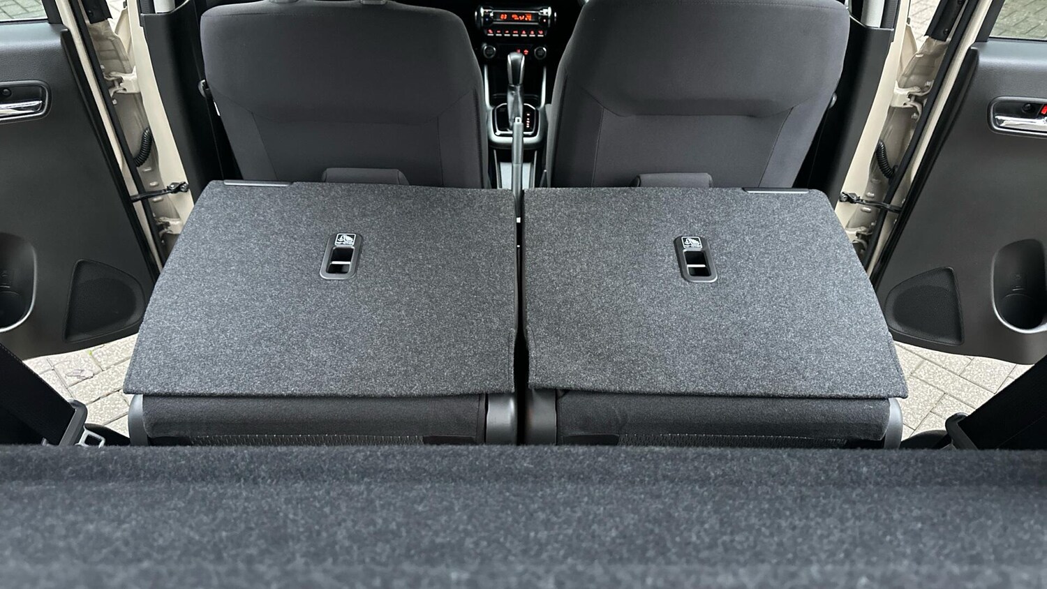 Used Suzuki Ignis 2022 for sale - 77672874: Photo 37