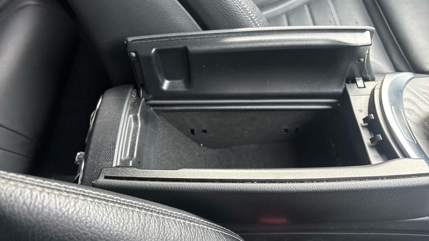 Used Mercedes-Benz C Class 2020 for sale - 77672890: Photo 30