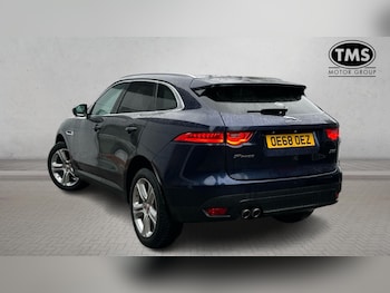 Used Jaguar F-Pace 2018 for sale - 77279487: Photo