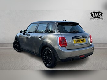 Used MINI Hatch 2017 for sale - 77982682: Photo
