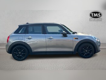 Used MINI Hatch 2017 for sale - 77982682: Photo