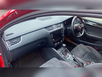 Used Skoda Octavia 2019 for sale - 76584677: Photo