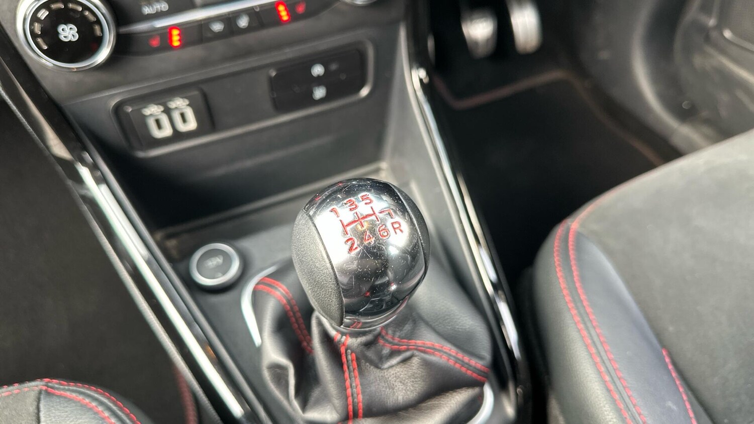 Used Ford Ecosport 2020 for sale - 77672881: Photo 31