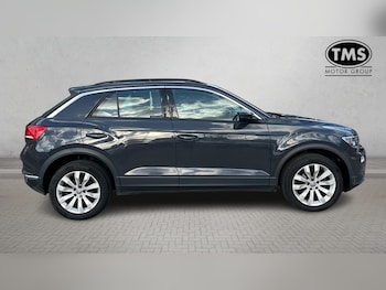 Used Volkswagen T-Roc 2020 for sale - 77783461: Photo