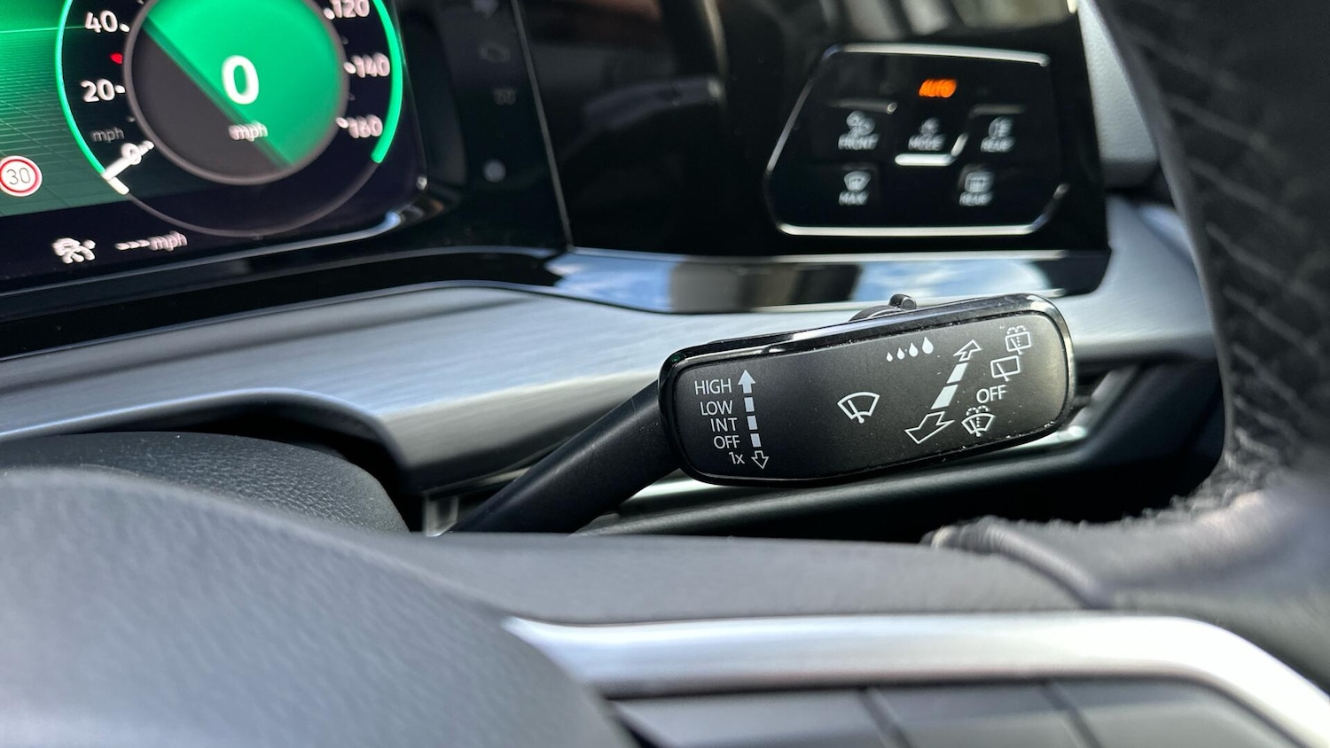 Used Volkswagen Golf 2020 for sale - 77672856: Photo 23