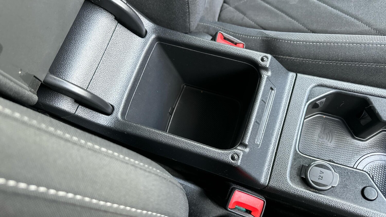 Used Volkswagen Golf 2020 for sale - 77672856: Photo 32