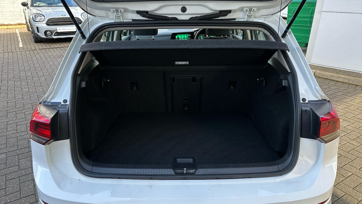 Used Volkswagen Golf 2020 for sale - 77672856: Photo 8