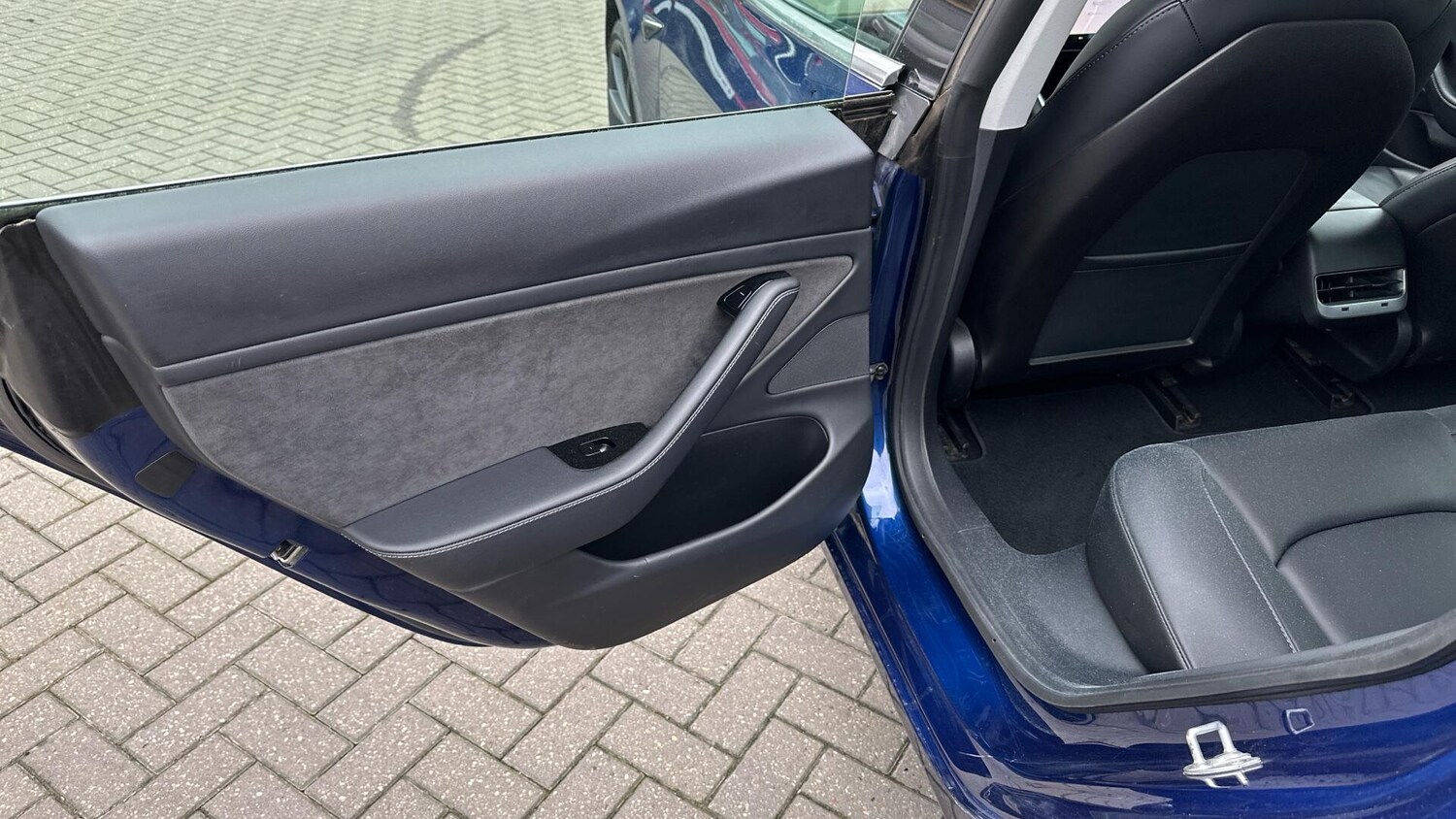 Used Tesla Model 3 2020 for sale - 77672862: Photo 46