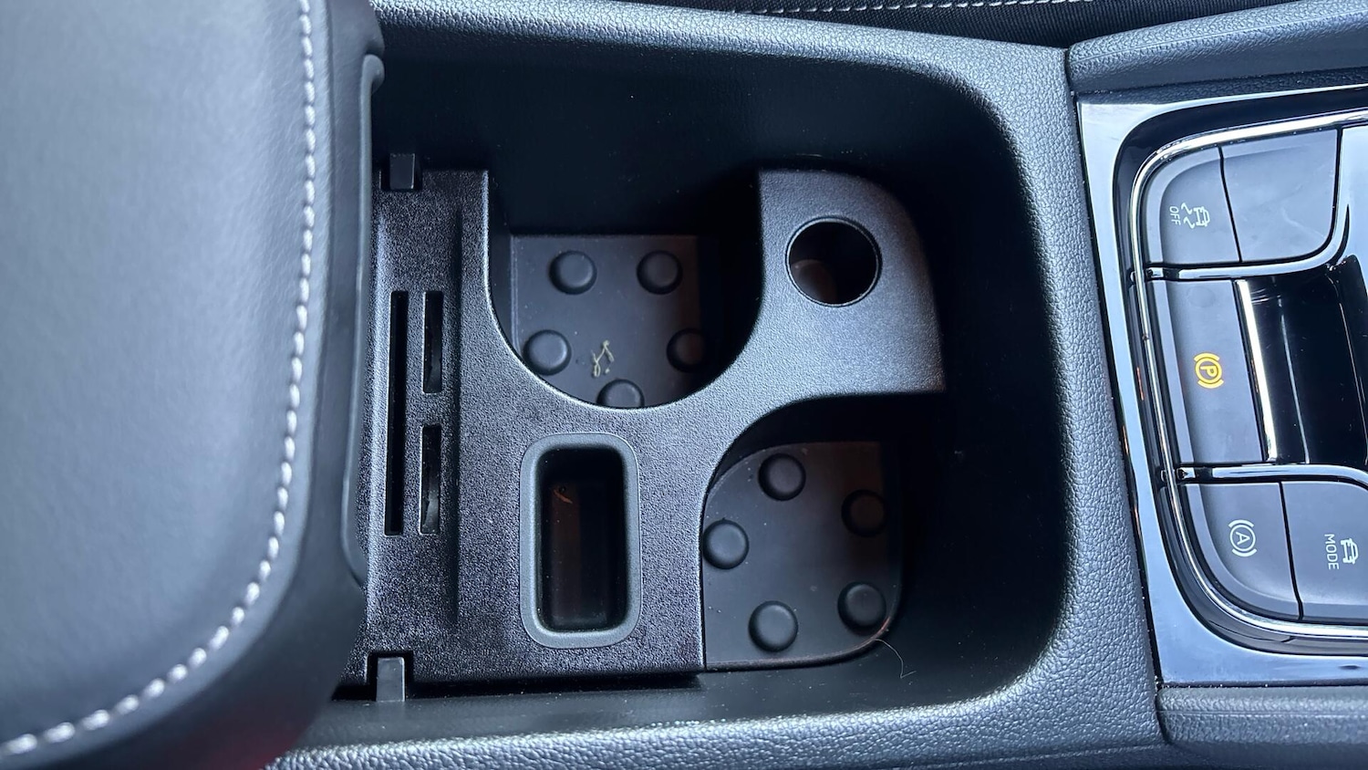 Used Skoda Karoq 2024 for sale - 76584166: Photo 25