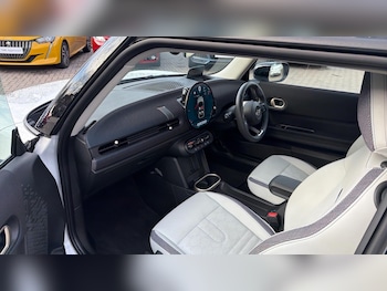 Used MINI Cooper 2024 for sale - 76457741: Photo