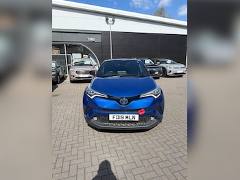 Used Toyota C-HR 2019 for sale - 77908509: Photo