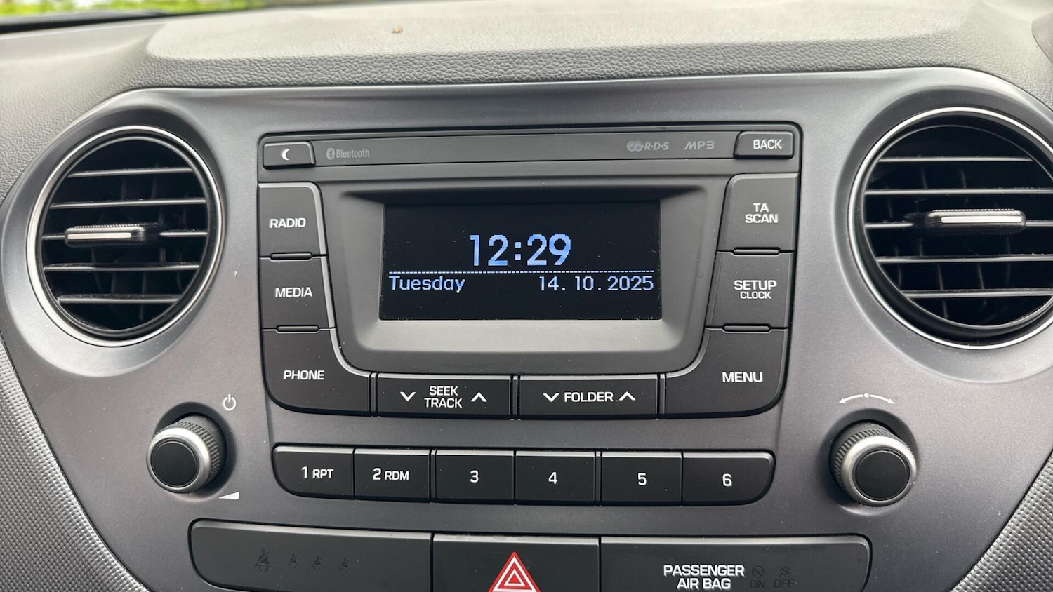 Used Hyundai i10 2018 for sale - 76409581: Photo 10