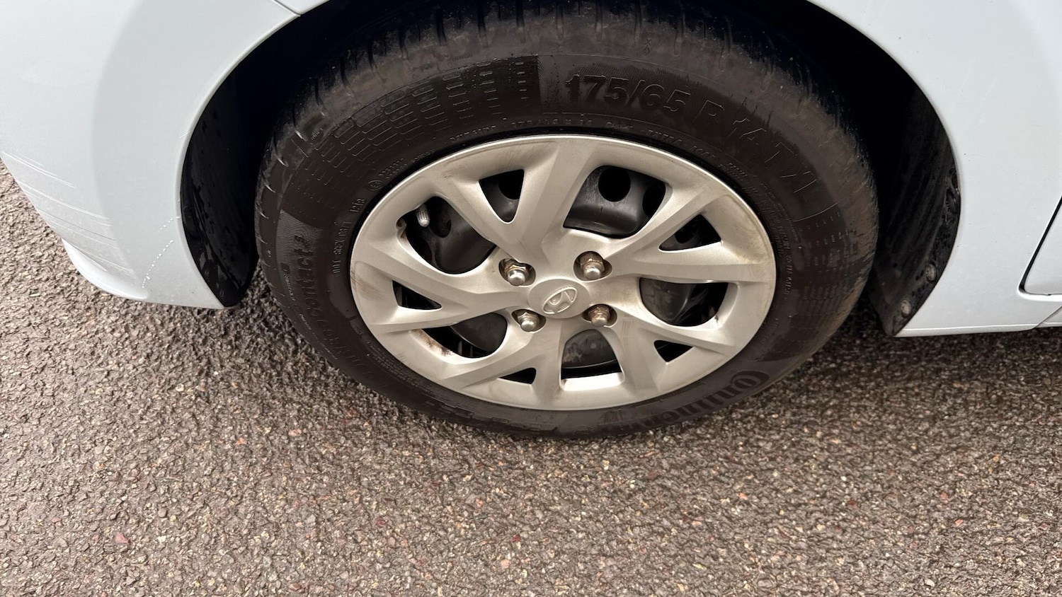 Used Hyundai i10 2018 for sale - 76409581: Photo 16