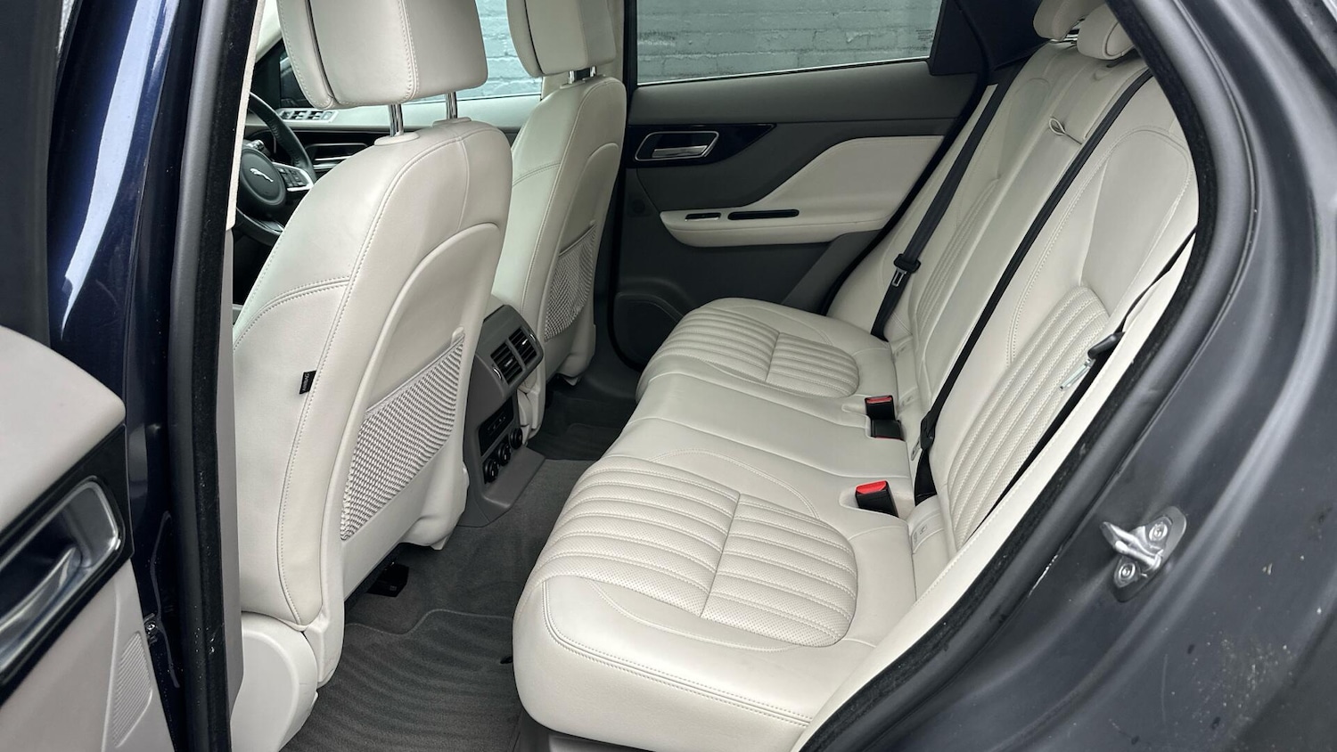 Used Jaguar F-Pace 2018 for sale - 78072828: Photo 10