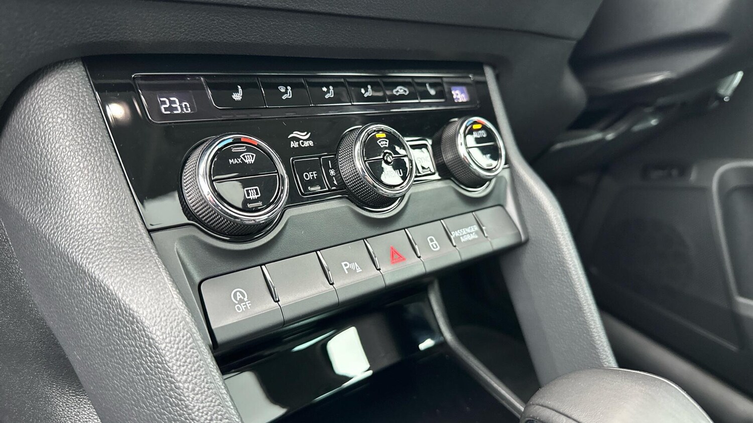 Used Skoda Karoq 2021 for sale - 77672892: Photo 21