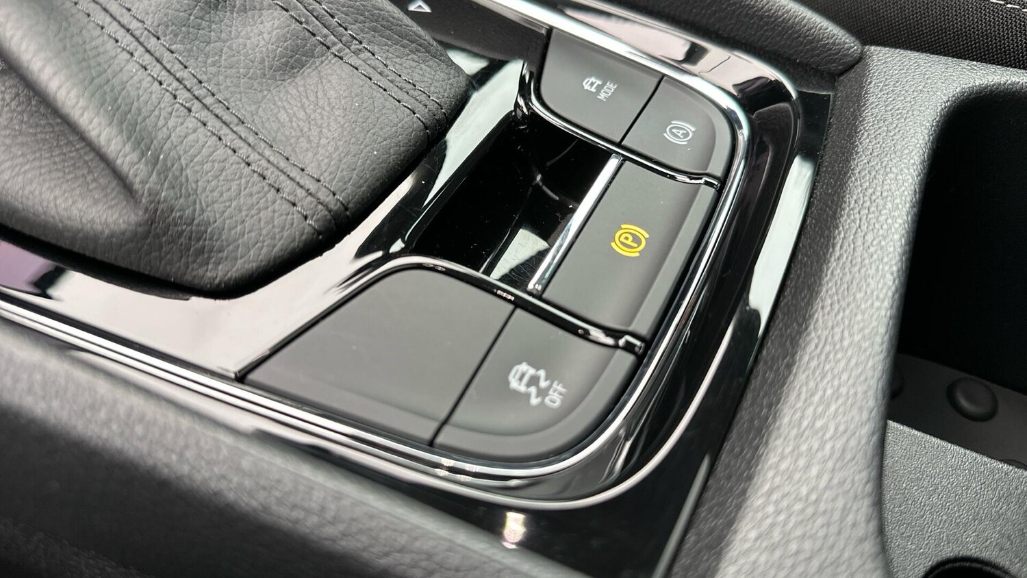 Used Skoda Karoq 2021 for sale - 77672892: Photo 27