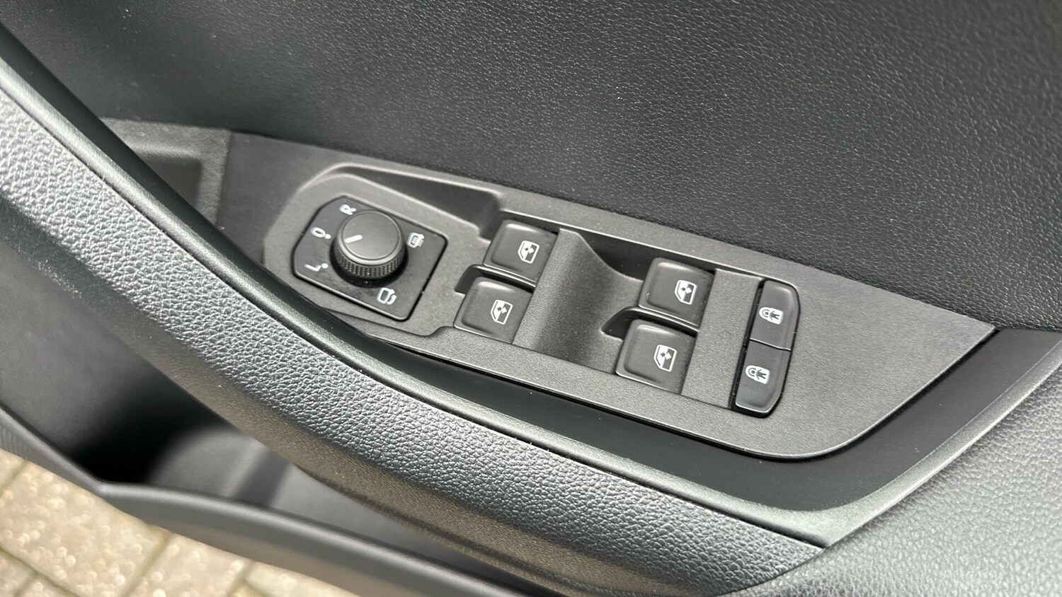 Used Skoda Karoq 2021 for sale - 77672892: Photo 32