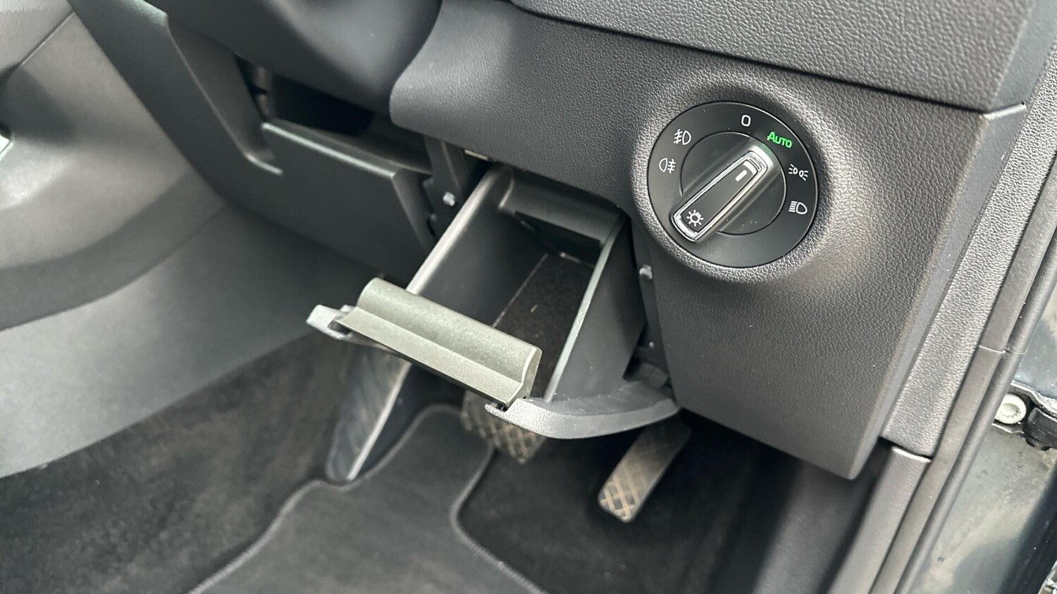 Used Skoda Karoq 2021 for sale - 77672892: Photo 39