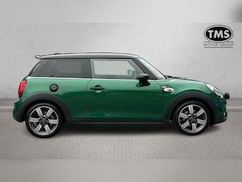 Used MINI Hatch 2020 for sale - 77695620: Photo