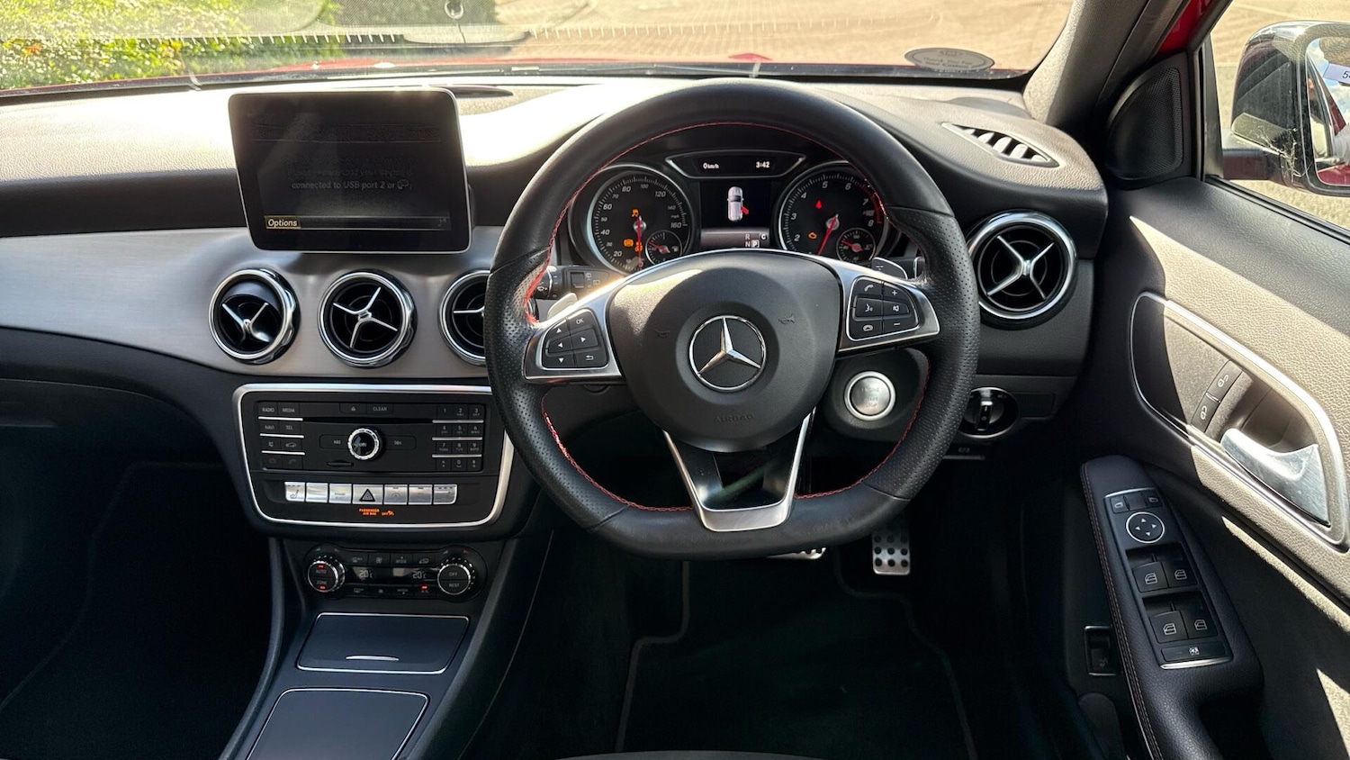 Used Mercedes-Benz GLA 2020 for sale - 76408428: Photo 32