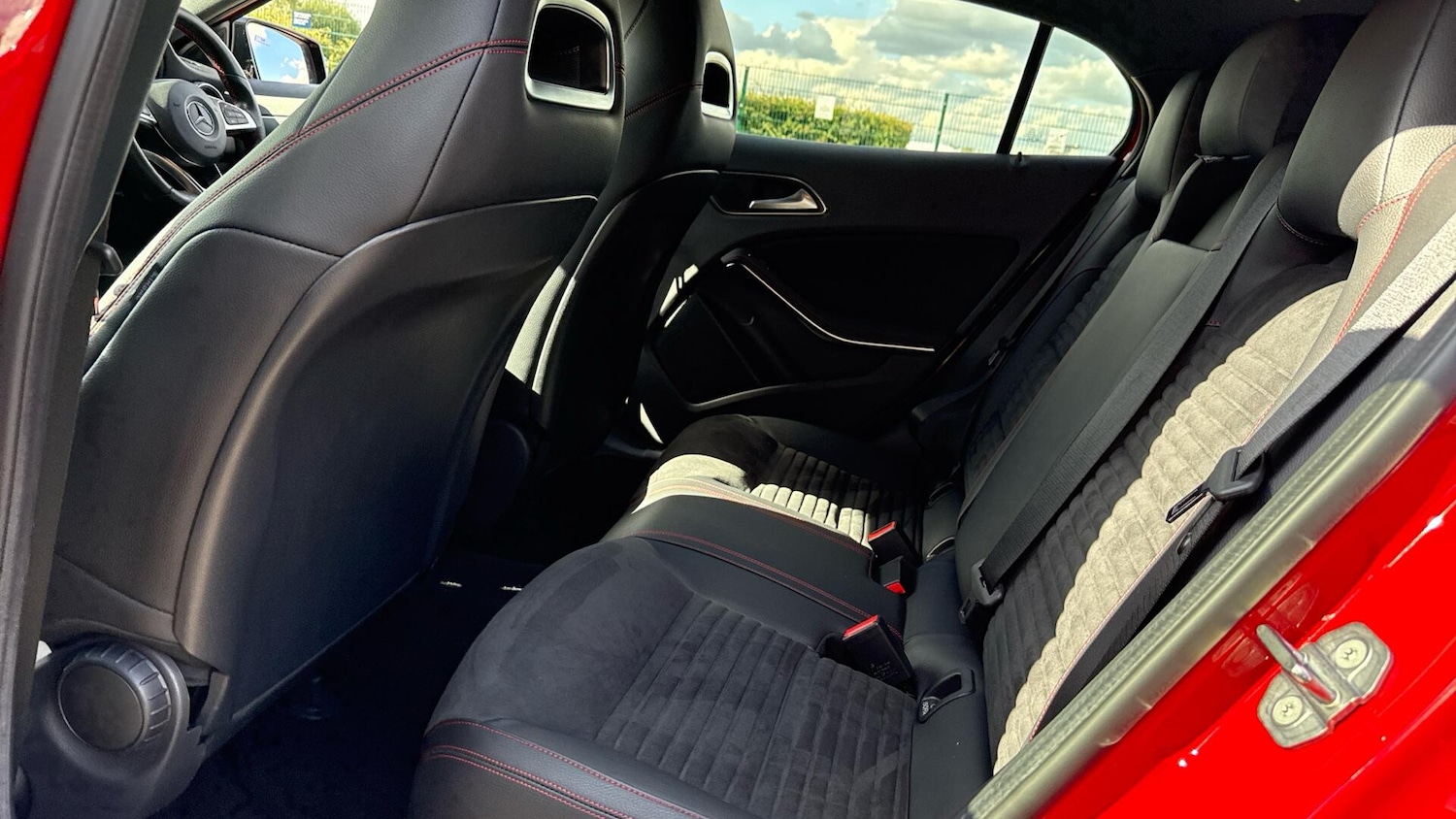 Used Mercedes-Benz GLA 2020 for sale - 76408428: Photo 9