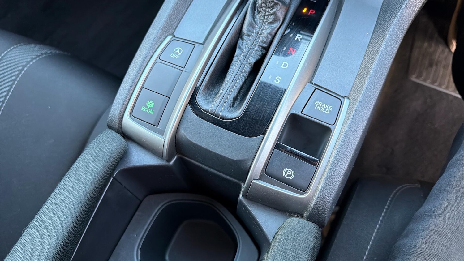 Used Honda Civic 2018 for sale - 77074482: Photo 11