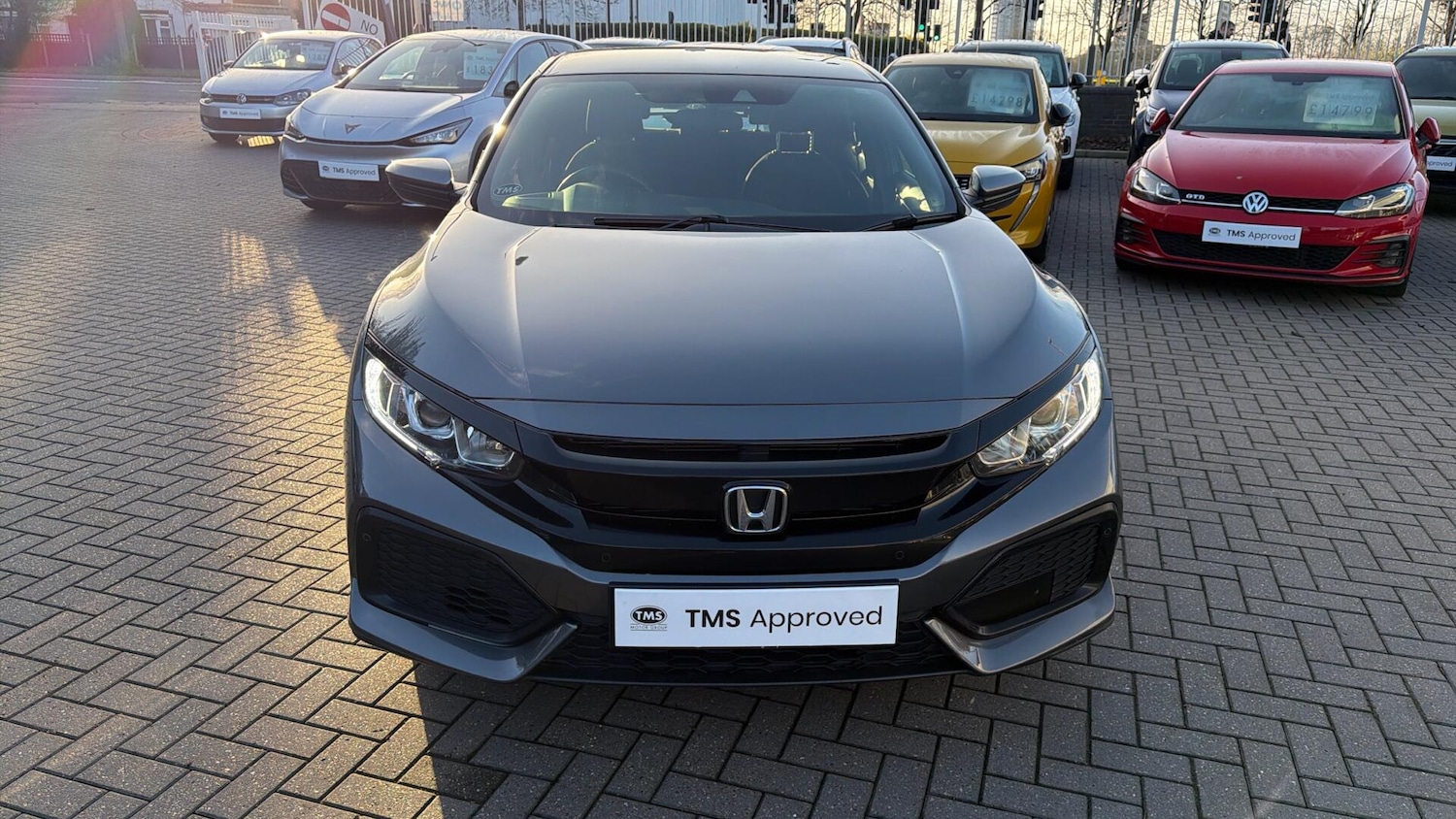 Used Honda Civic 2018 for sale - 77074482: Photo 16