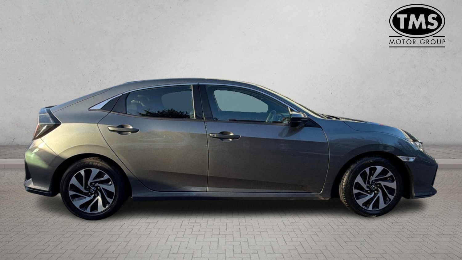 Used Honda Civic 2018 for sale - 77074482: Photo 4