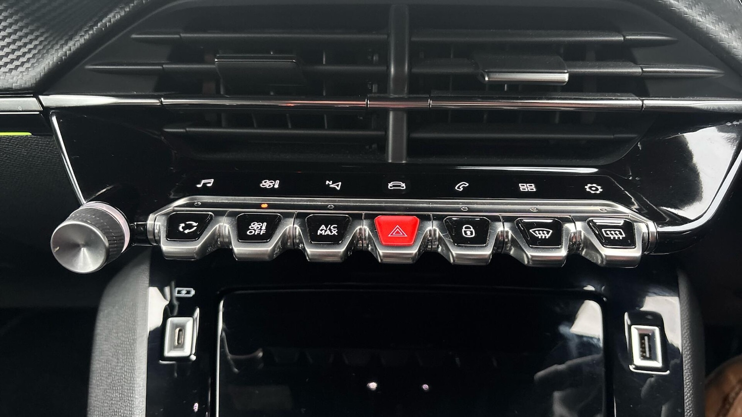 Used Peugeot 208 2021 for sale - 77468502: Photo 19