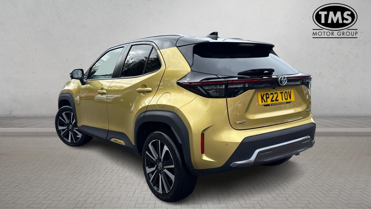 Used Toyota Yaris Cross 2022 for sale - 76499432: Photo 2