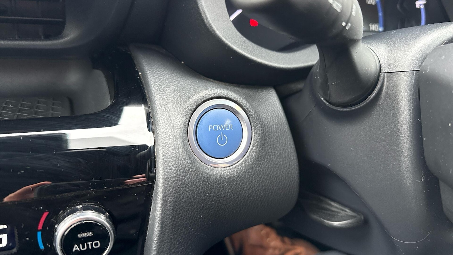 Used Toyota Yaris Cross 2022 for sale - 76499432: Photo 38