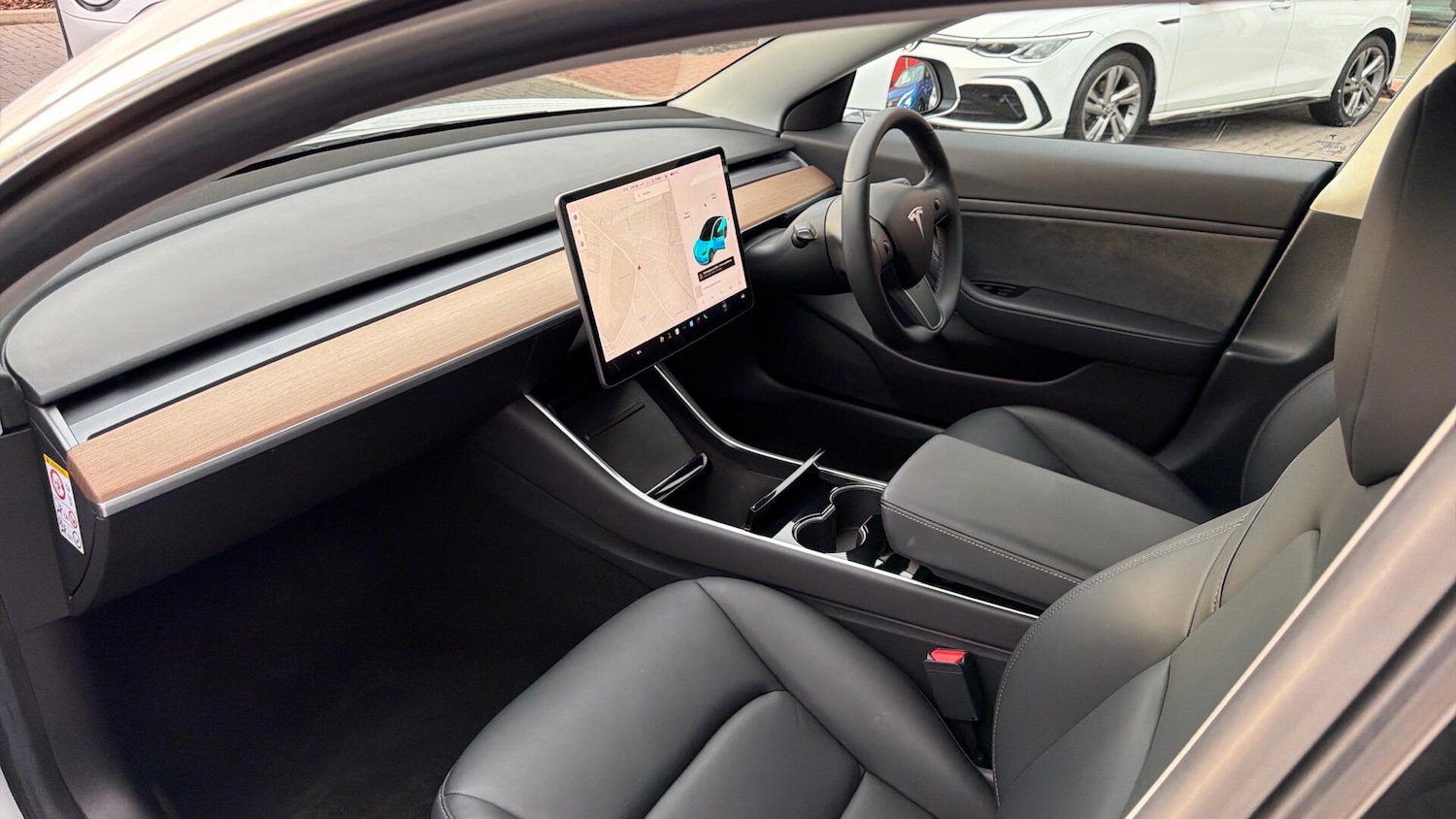 Used Tesla Model 3 2019 for sale - 76409400: Photo 3