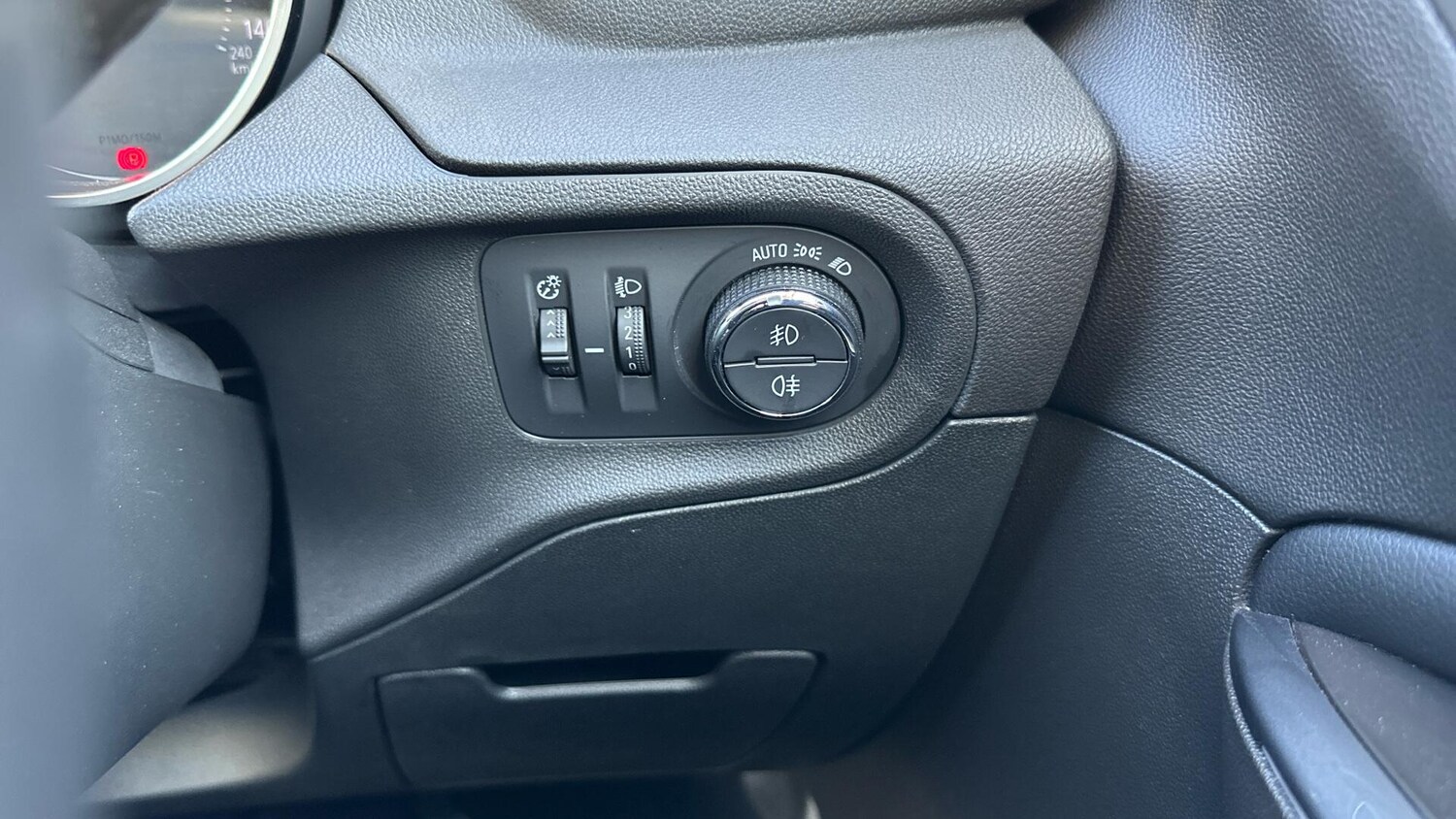 Used Vauxhall Grandland X 2018 for sale - 77672878: Photo 26