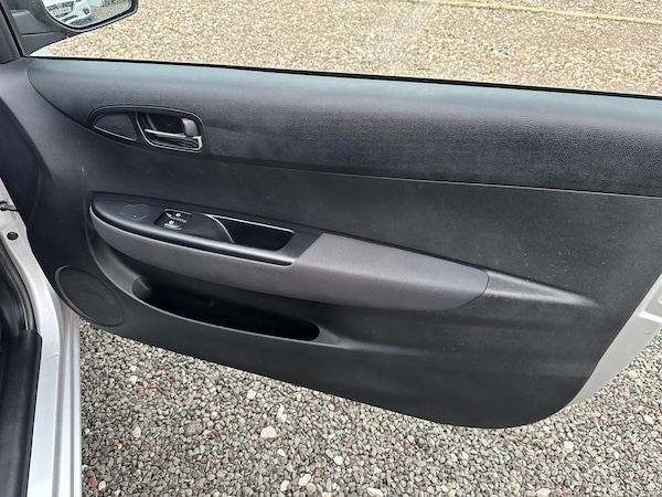 Used Hyundai i20 2010 for sale - 74313971: Photo 10