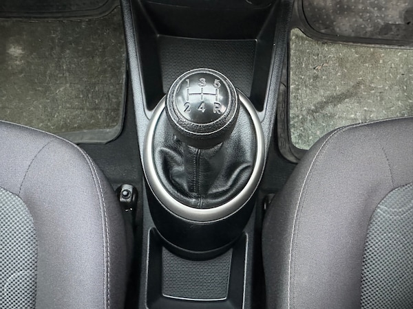 Used Hyundai i20 2010 for sale - 74313971: Photo 19