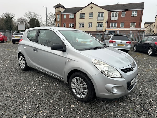 Used Hyundai i20 2010 for sale - 74313971: Photo 1