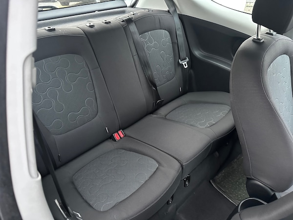 Used Hyundai i20 2010 for sale - 74313971: Photo 22