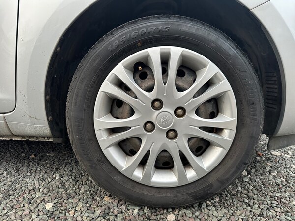 Used Hyundai i20 2010 for sale - 74313971: Photo 34