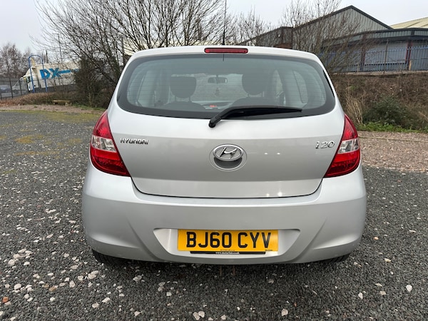 Used Hyundai i20 2010 for sale - 74313971: Photo 6