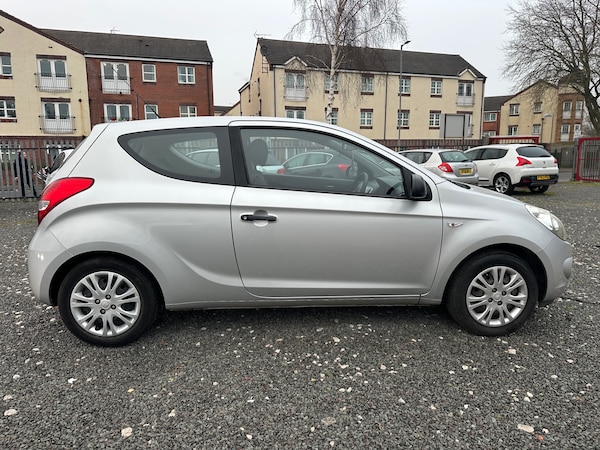 Used Hyundai i20 2010 for sale - 74313971: Photo 8