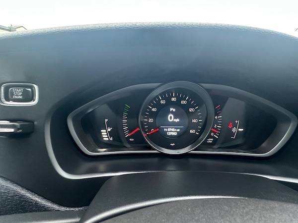 Used Volvo V40 2015 for sale - 74298367: Photo 19