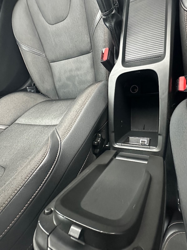 Used Volvo V40 2015 for sale - 74298367: Photo 23