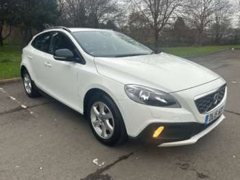 Used Volvo V40 2015 for sale - 74298367: Photo