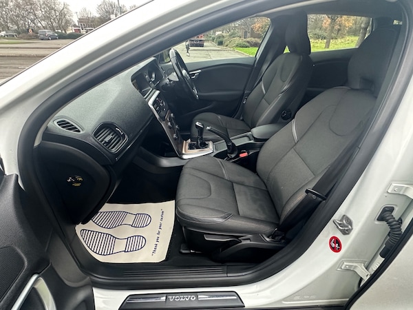 Used Volvo V40 2015 for sale - 74298367: Photo 31