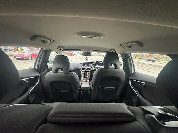 Used Volvo V40 2015 for sale - 74298367: Photo 36